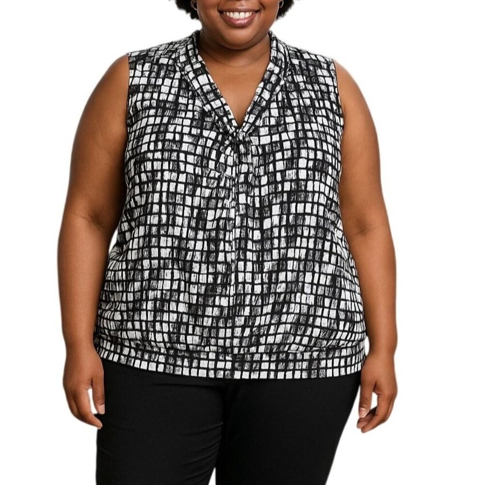 Dots Plus Size 2X Top Black White Patterned Tie Neck Sleeveless Banded Hem
